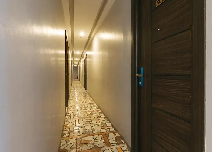 Reddoorz At V Plaza Hotel