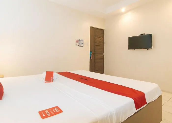 Reddoorz At V Plaza Hotel